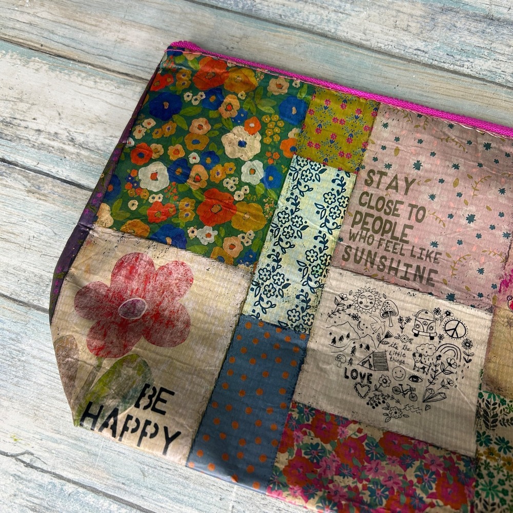 Natural Life Zip Pouch Recycled Plastic Bottles Bag Cosmetic Bag Wet Floral - Picture 2 of 8